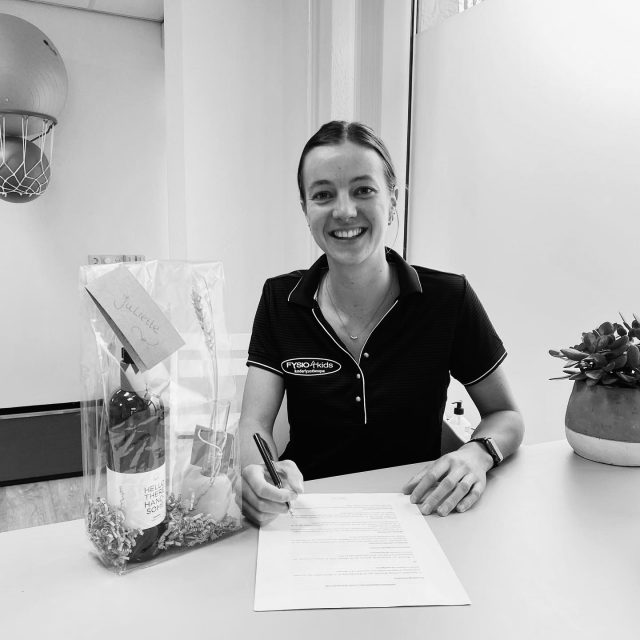 3033333F-9155-4B9B-B24B-5B9208A89137